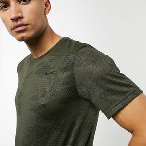 NIKE Dry- fit Tech Camo - BRAND NEW - Medium
